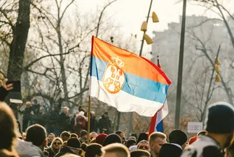 Напредъкът по присъединяването към Блока е малък, а властите са обвинявани в отстъпление от демокрацията