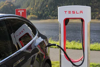 Въпреки че Supercharger е на печалба, наскоро Илон Мъск освободи целият екип на звеното