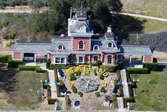 Китайци искат да си построят умален вариант на Neverland