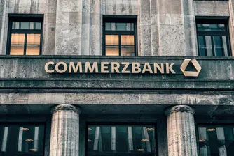 UniCredit увеличава дела си в Commerzbank до 21%