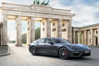 Новото Porsche Panamera със система за нощно виждане