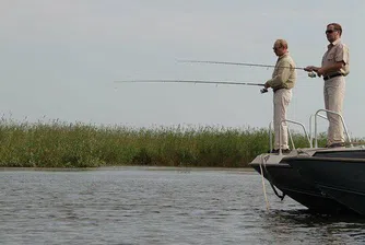 Путин и Медведев заедно за риба