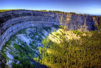 Creux du Van - едно от чудесата на Швейцария