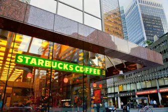 Starbucks отваря кафе в погребално бюро