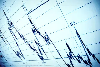 Експерти: Волатилността на пазарите не е приключила