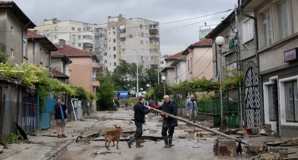 27 къщи в Аспарухово пред срутване