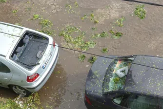 14 дни без кола заради градушката