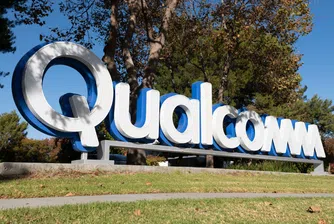 Arm анулира лиценза на Qualcomm за използване на нейния дизайн на чипове