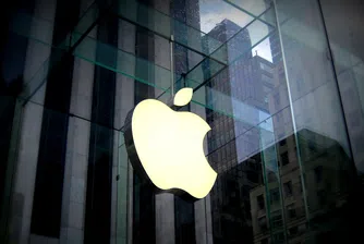 Apple повишава началното заплащане на служителите си в САЩ до $22 на час