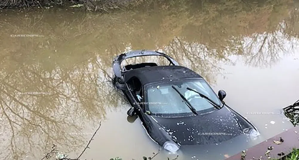 Още едно доказателство, че Porsche 911 не може да плува