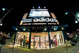 Новата колекция на Adidas - рекламирана от жена с космати крака