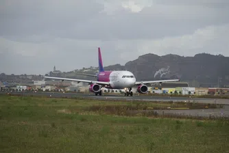 Wizz Air ще лети до гръцките острови и Португалия