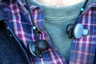 Google Pixel Buds — слушалките, които превеждат на 40 езика