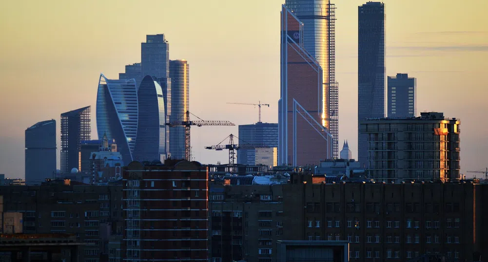 Атака с дрон порази две бизнес сгради в Москва