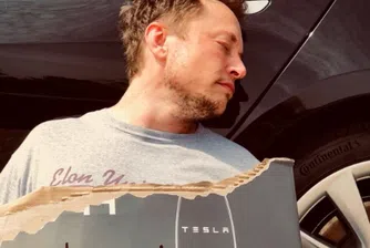 Повдигнаха обвинения на Мъск, акциите на Tesla поевтиняха с 12%