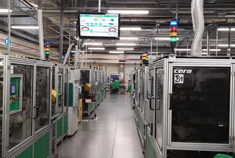 Индустрия 4.0 в действие: "Умната" фабрика на Schneider Electric