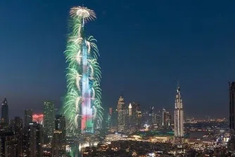 Новогодишното лазерно шоу на Burj Khalifa продължава до март