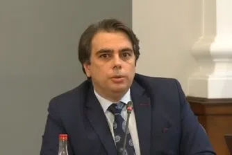 Асен Василев: Докато съм министър, няма да участвам в политически проекти