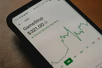 Robinhood и Coinbase са най-популярните приложения в App Store