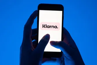 След като съкрати 700 души Klarna казва, че AI асистентът ѝ работи вместо 700 души