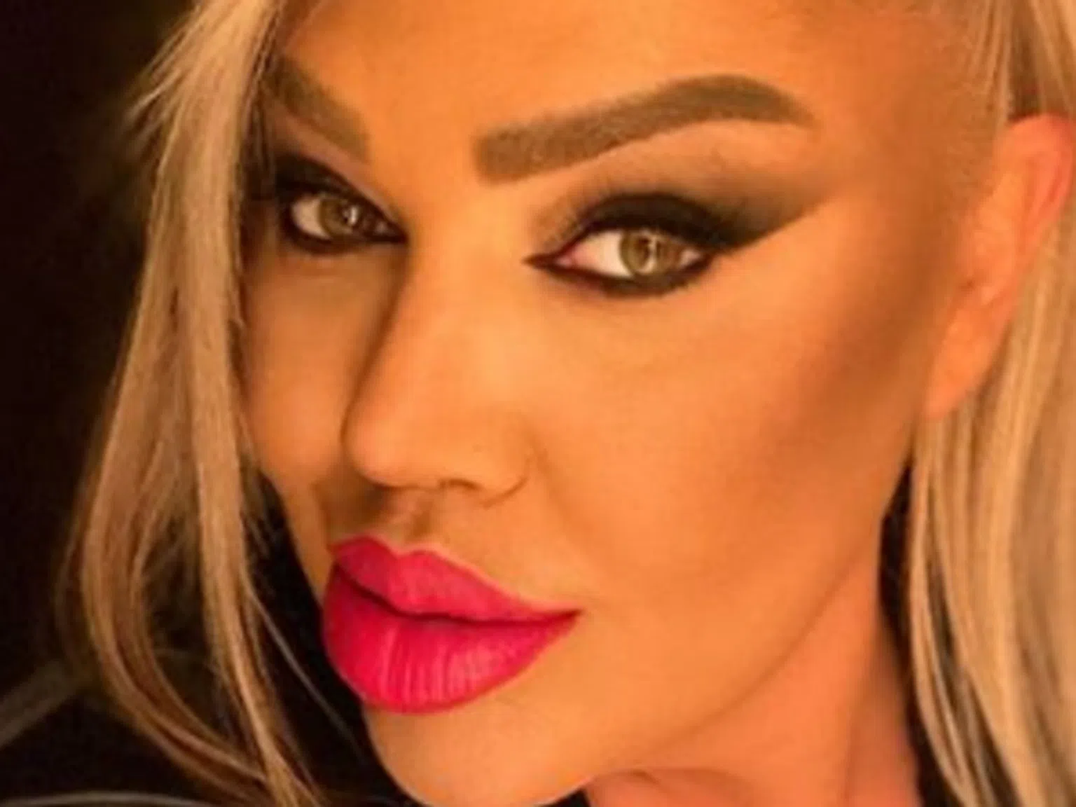 ade2cebc-52d5-4bd0-a34f-2086eb92fc35?wid