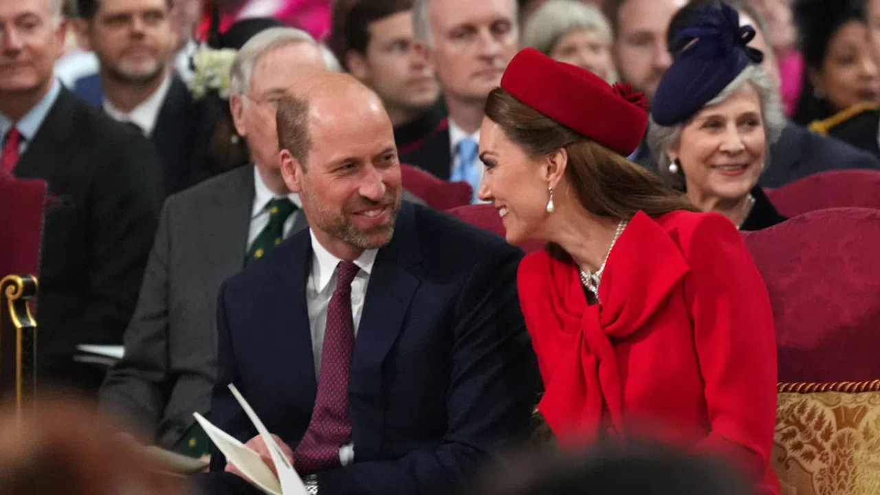 Според вътрешен кралски източник принц Уилям полага много повече усилия