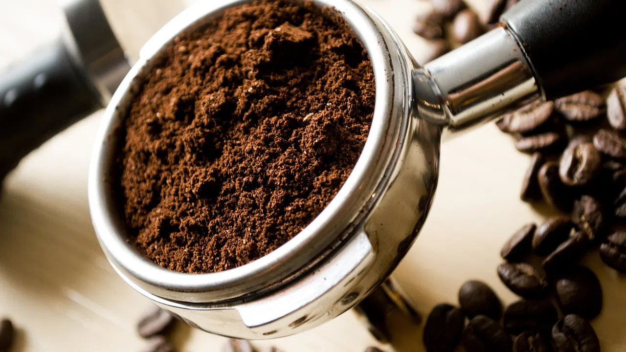 Мнозина започват деня си с чаша ароматно кафе но малцина