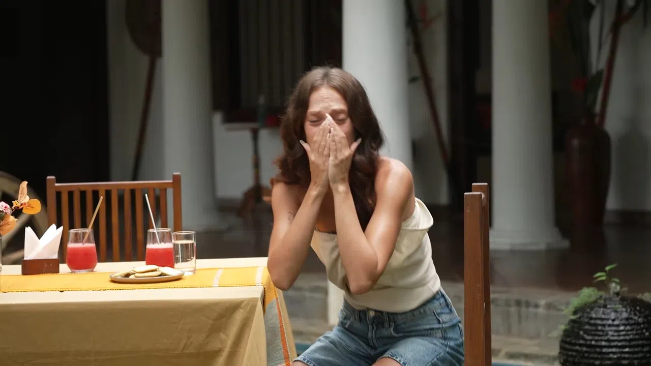 Любомира преживя неочаквана но дълбоко емоционална среща с майка си