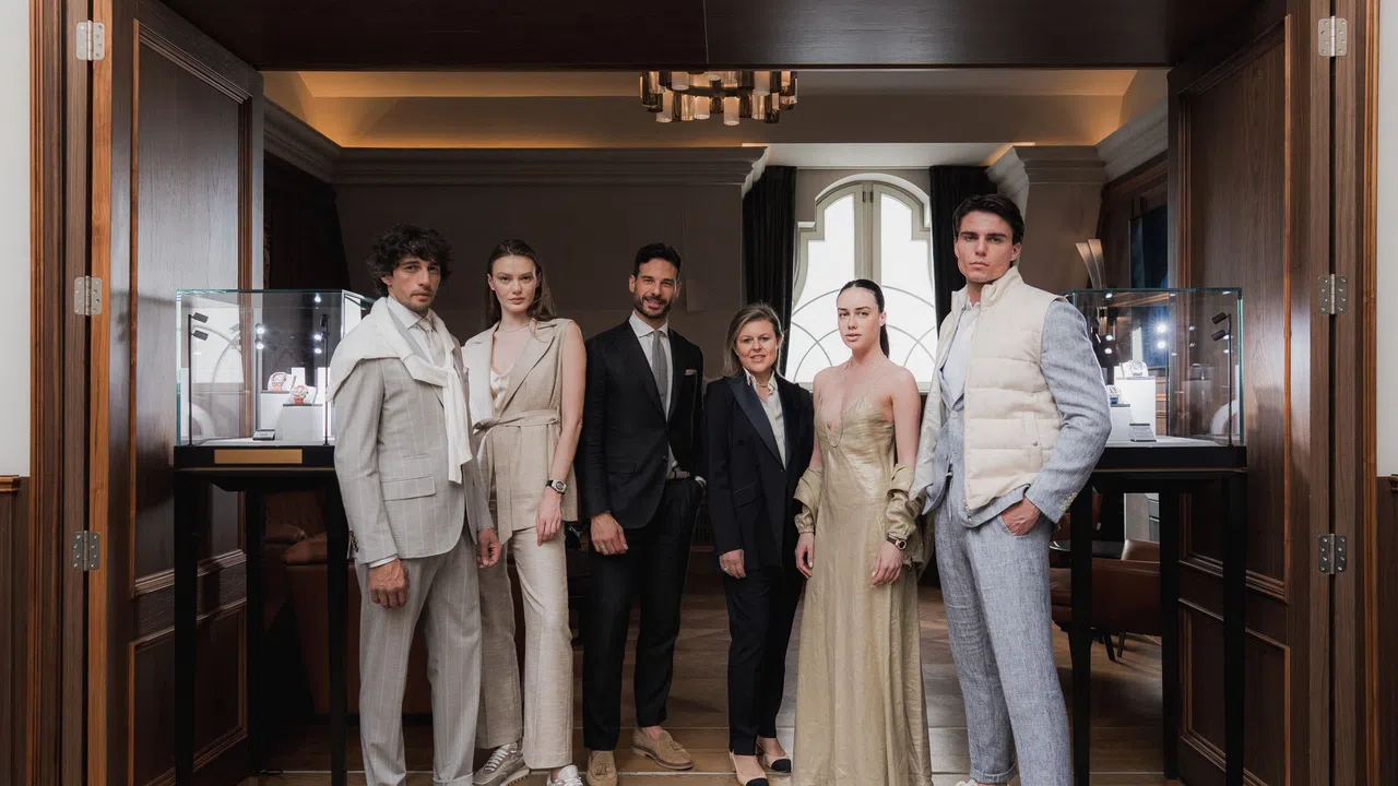 Флуидни силуети за по голяма лекота на движението аристократичната елегантност на