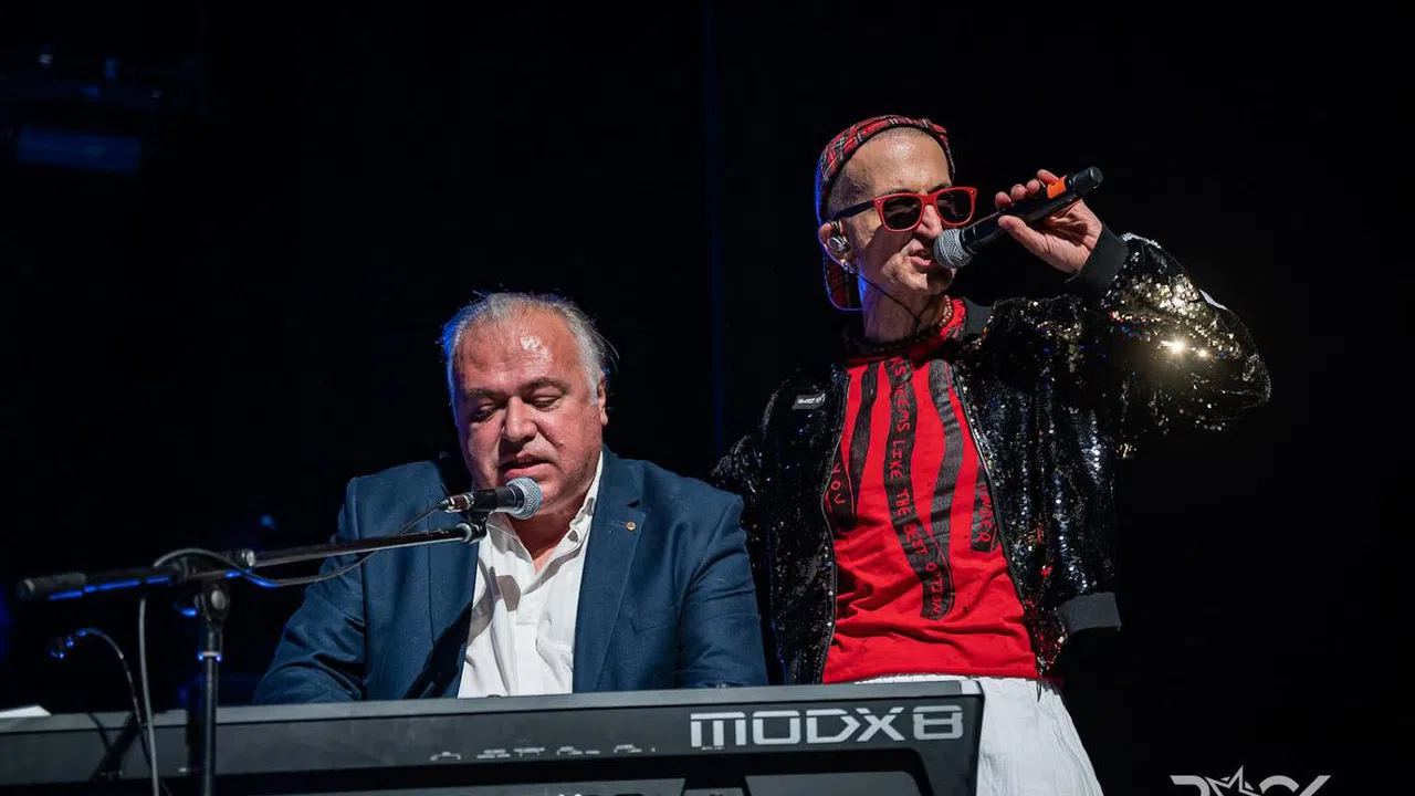 Момчил Колев популярен като част от дуото Дони и Момчил