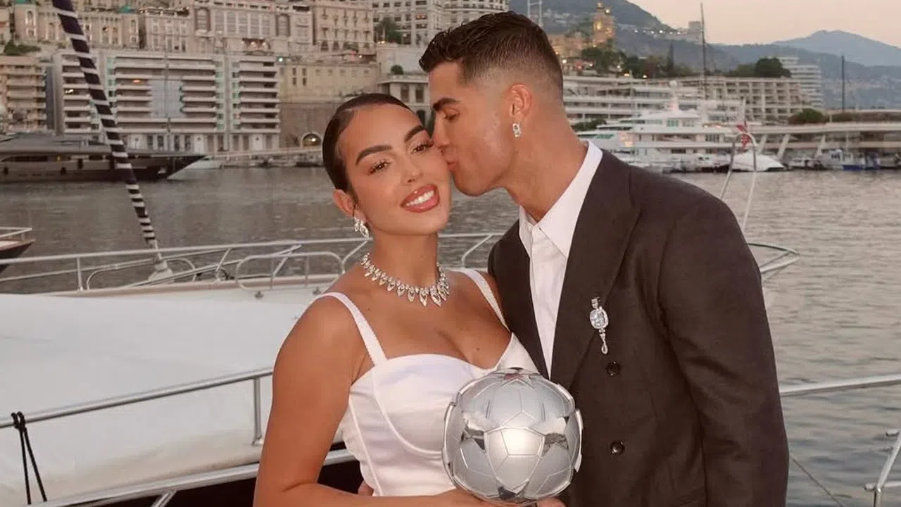 Кристиано Роналдо разкри че ще се ожени за своята партньорка