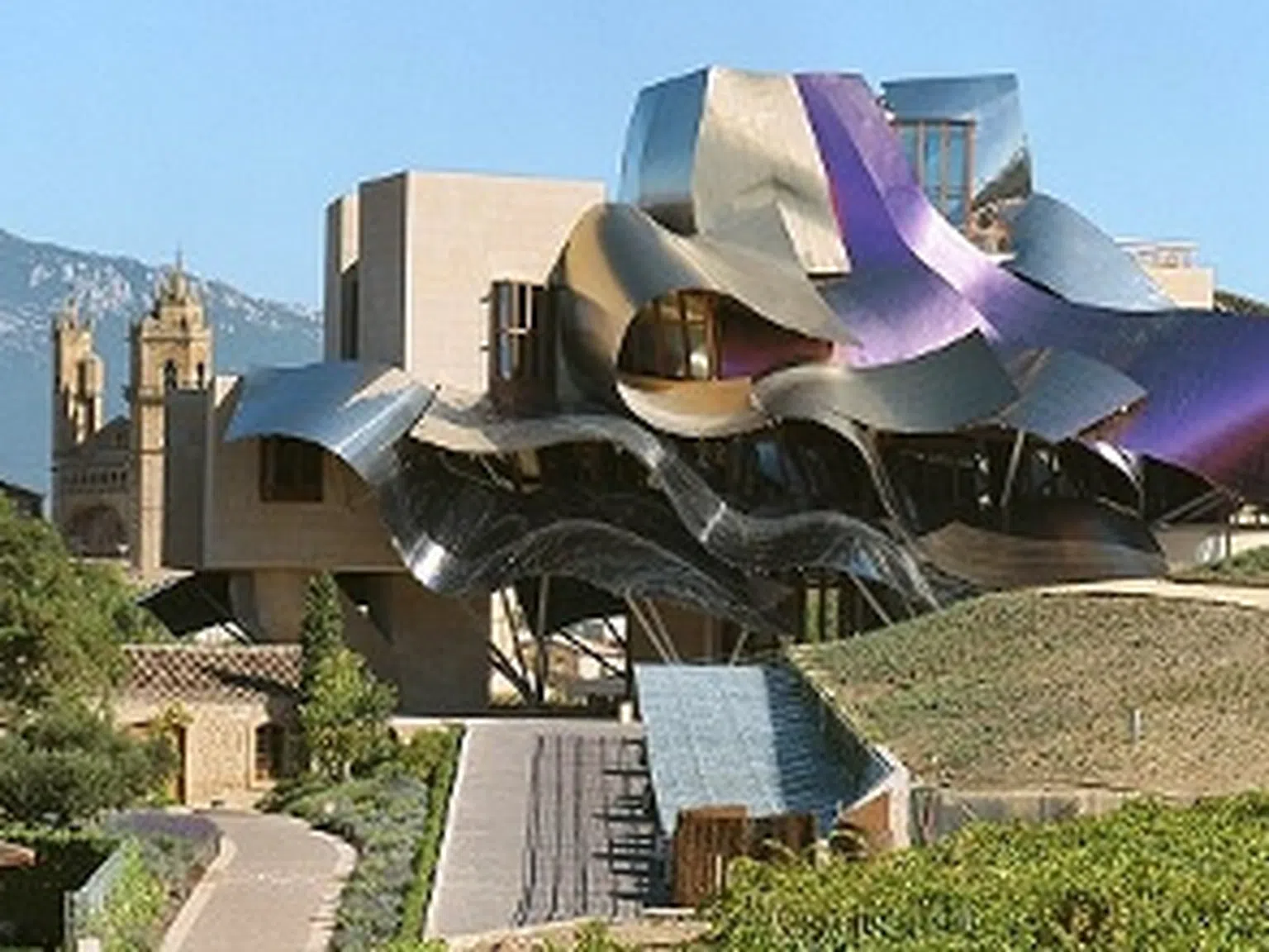 За вино-поклонниците: Marques de Riscal