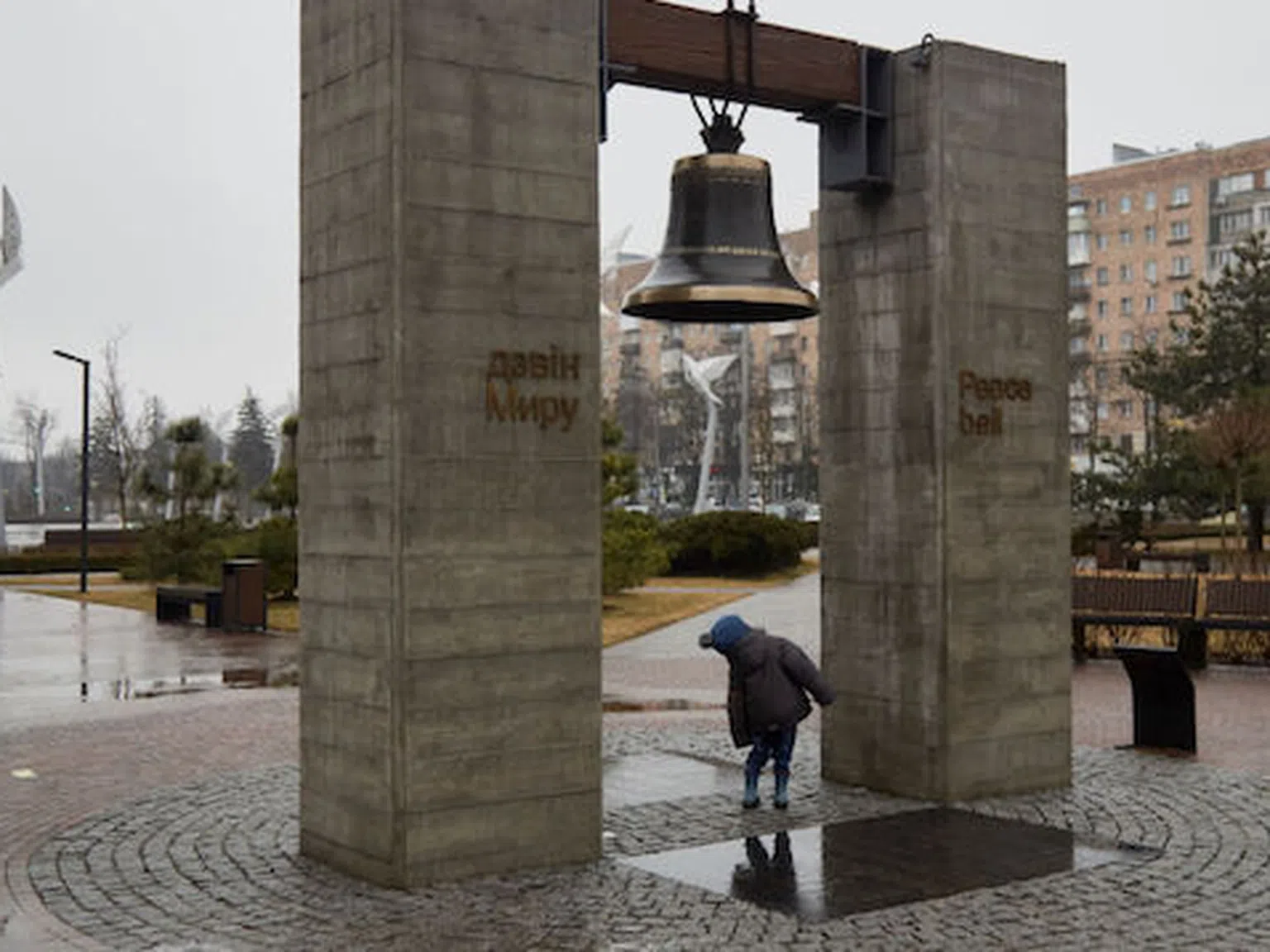 Истината е някъде там... Вижте тези снимки от Мариупол