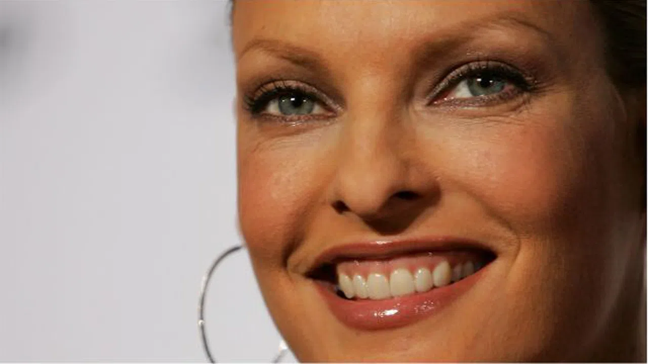 Един от най разпознаваемите супермодели от 90 те години Линда Еванджелиста