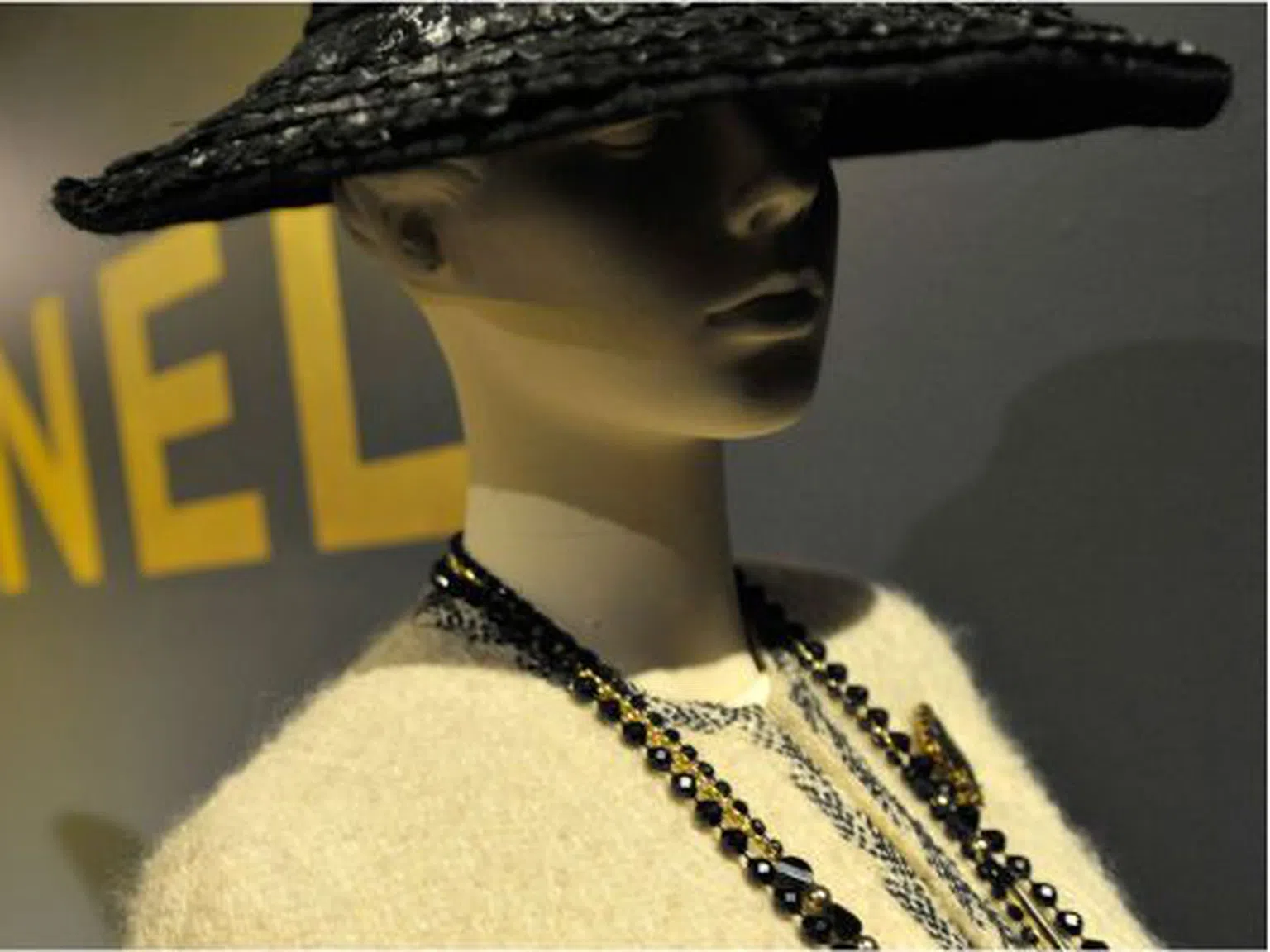Chanel завинаги