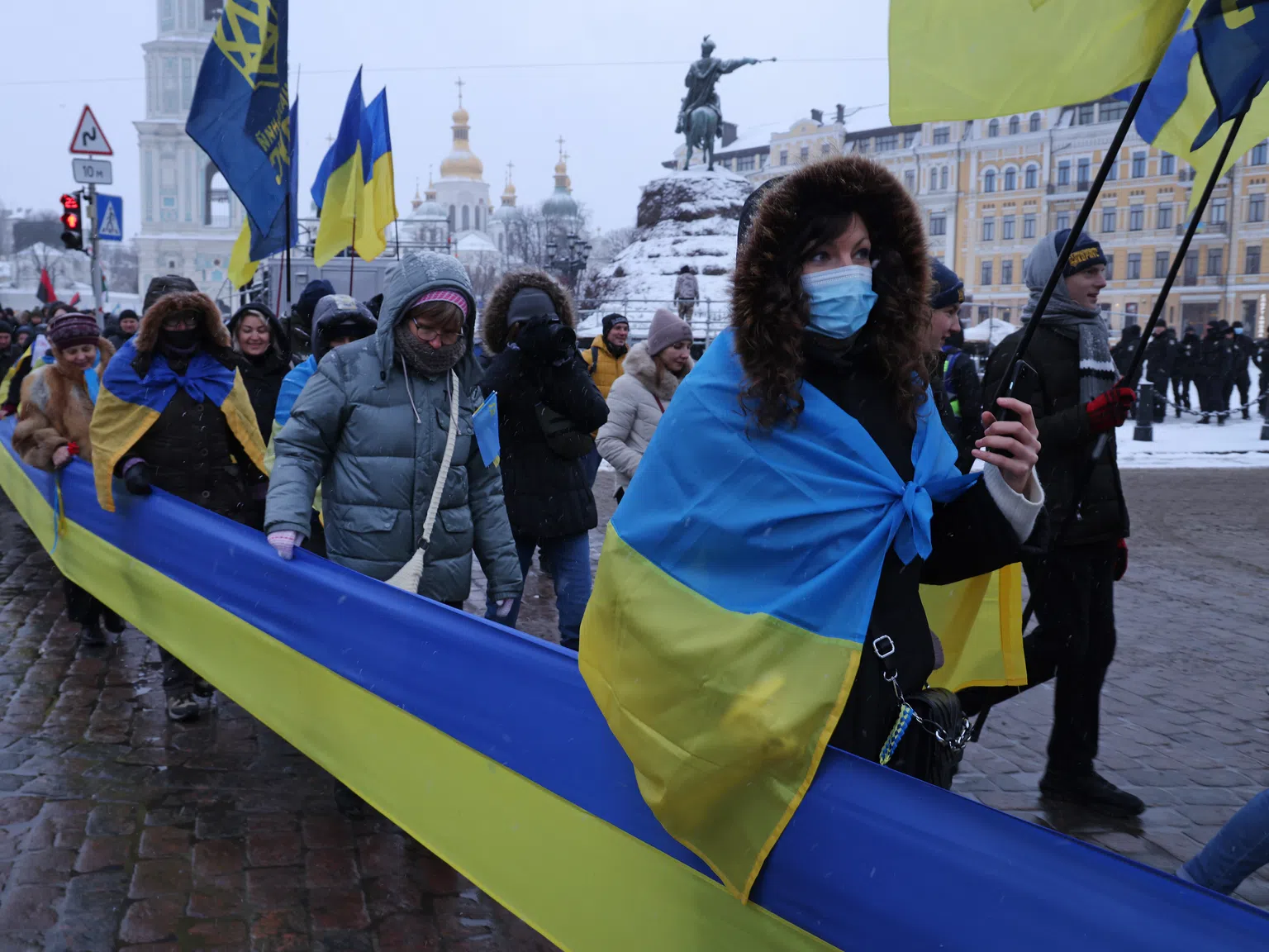 Майка на три деца от Украйна си купи пушка. Ще защитава семейството и страната си