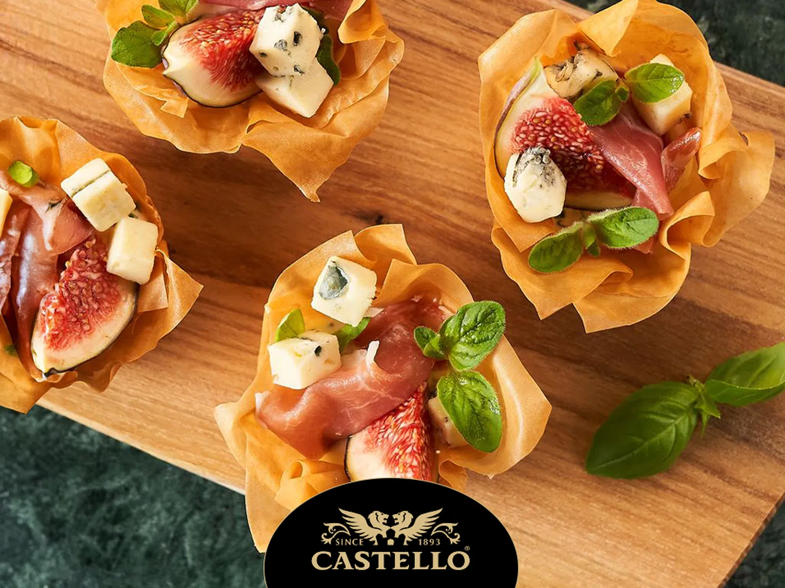 Кошнички с прошуто и синьо сирене Castello®