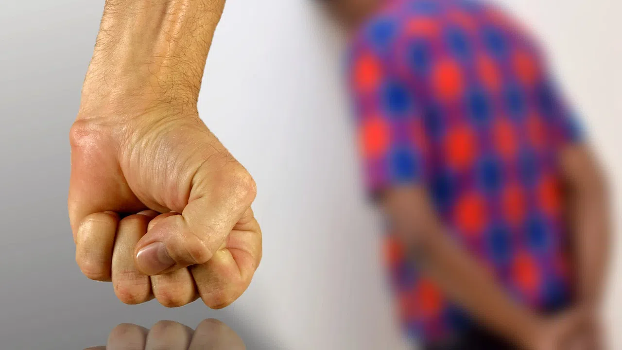 8 години затвор толкова получи доведеният баща на 5 годишното