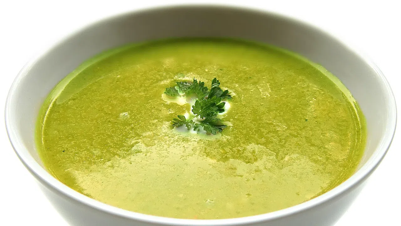 Обичам пролетта заради зелените цветове навън и заради зелените вкусотийки