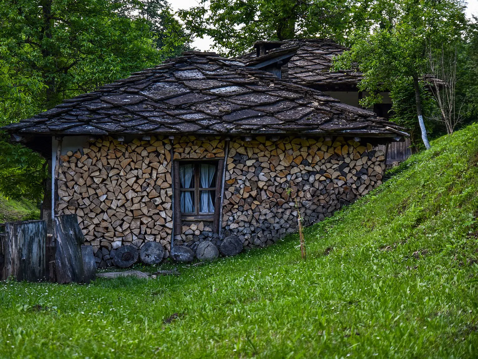 Британският Gardian разказа за едно изоставено българско село