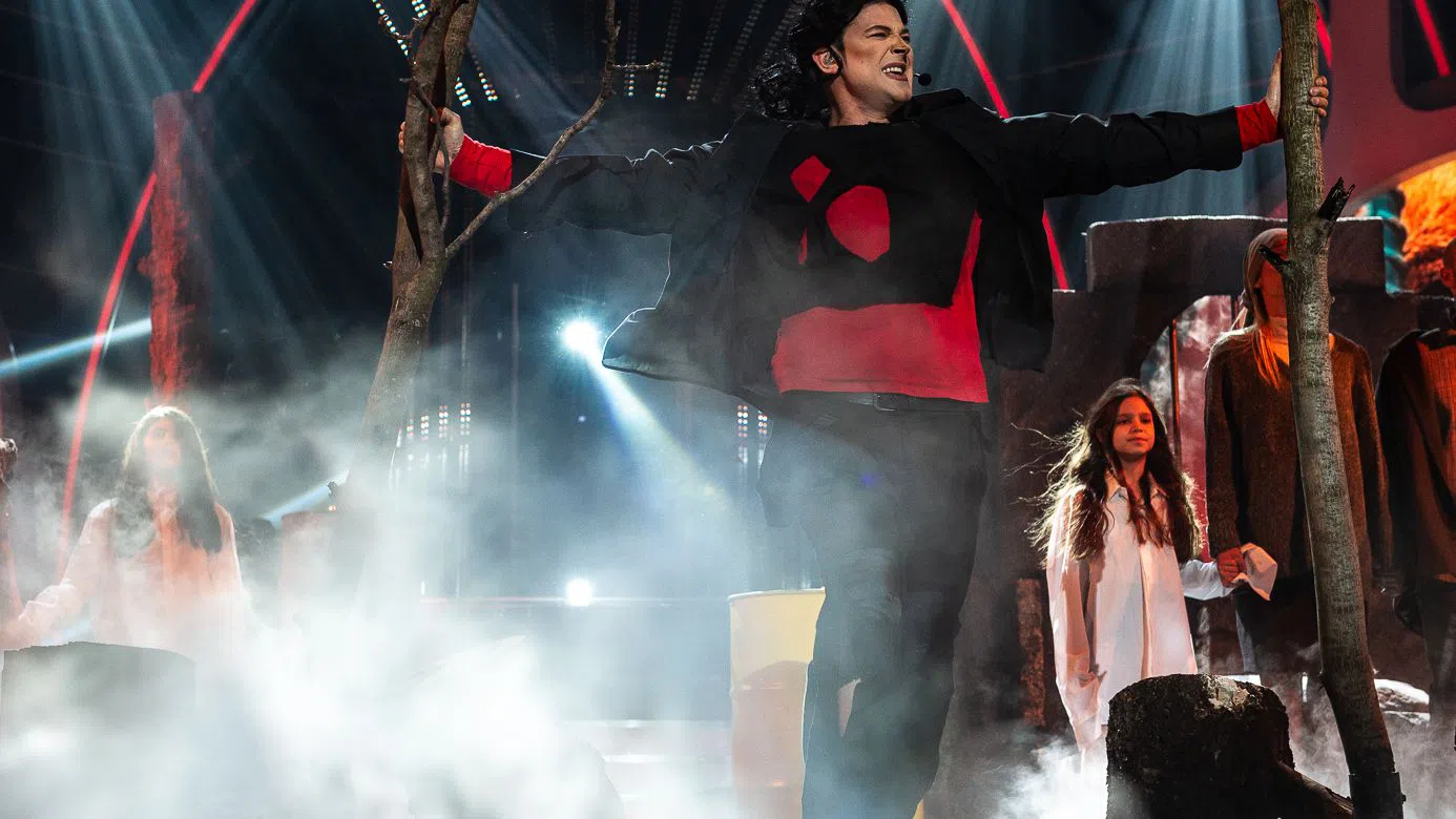 Владимир Зомбори като Майкъл Джексън