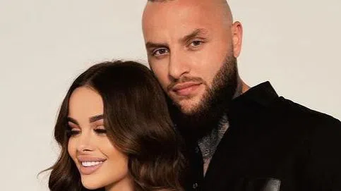 Двамата така и не обясняват какво точно се е случило.