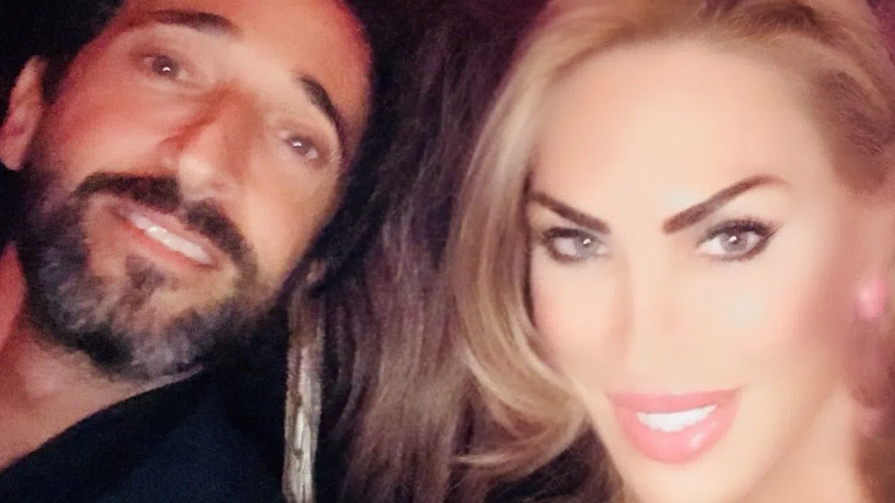 Брадърката Ивонне Рей в опасна близост с Ейдриън Броуди.