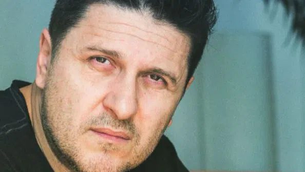 Асен Блатечки отдавна е разделен с майката на хлапето.