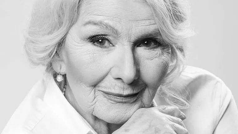 Една от най-обаятелните актриси от българската сцена и кино ни напусна.