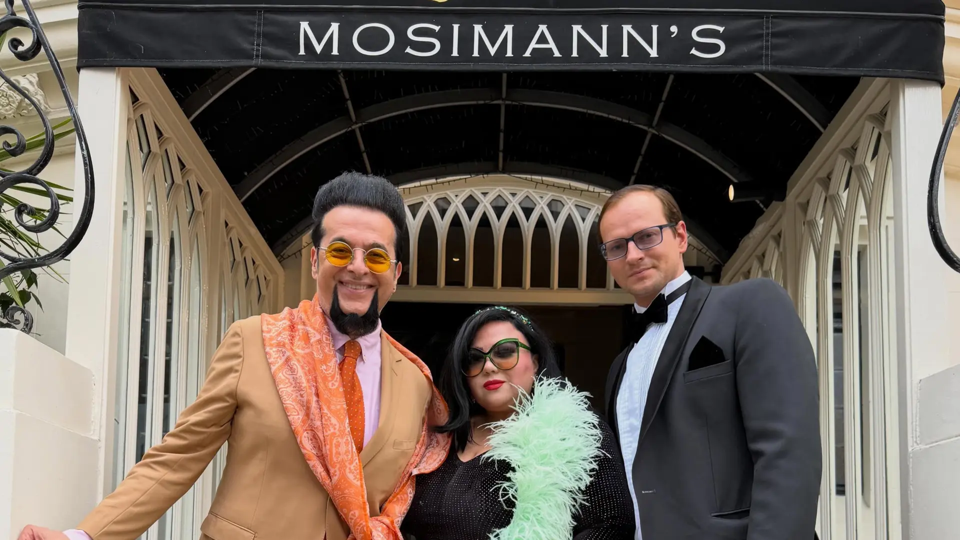 Евгени Минчев събра аристокрацията на рождения си ден в престижния Mosimann's.