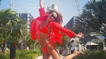 Ивайла Бакалова живя с първата си дъщеря в Дубай дълго години.