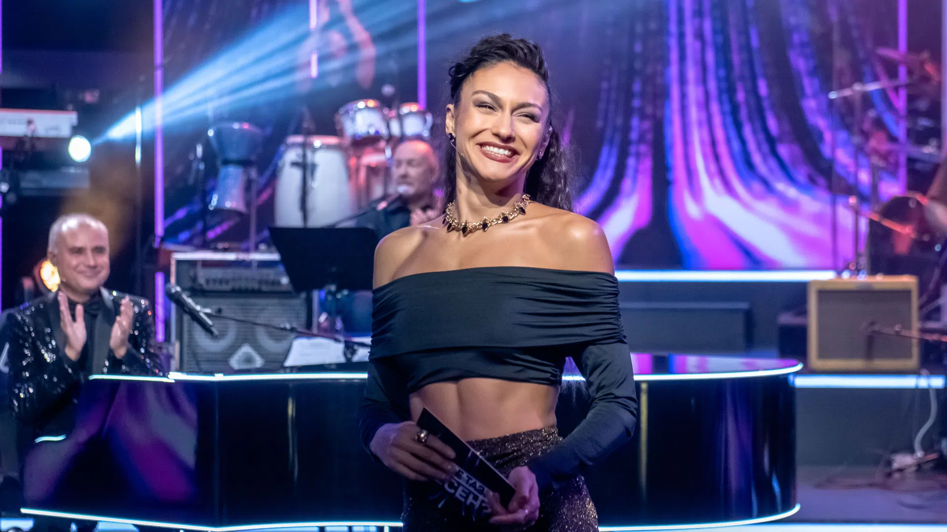 Керана ще е хем водеща, хем певица в новото шоу продуцирано от "Ку-ку бенд".