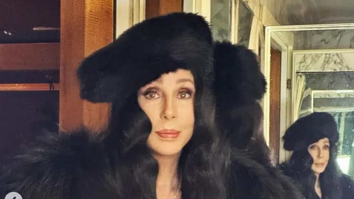 Шер на 79 години.