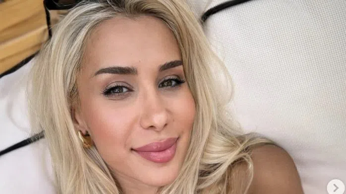 Надежда не крие щастието си.